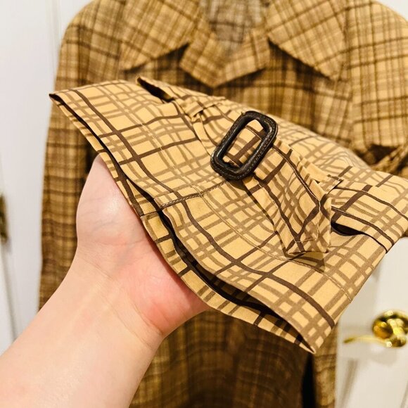 Vintage Women's Gucci Trench Coat Size 10 or 12 Made in Italy VERY RARE - Picture 8 of 16